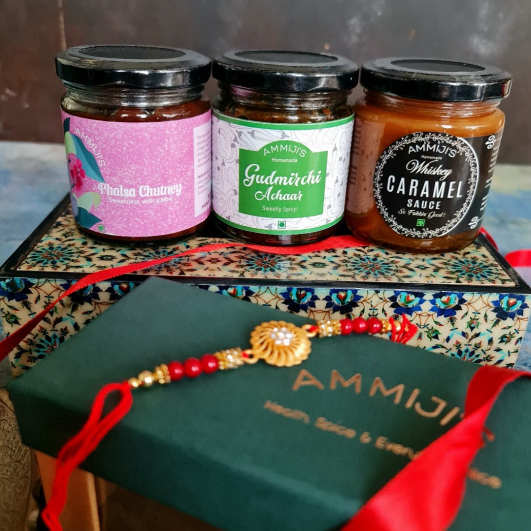 Bestseller box - Phaalsa Chutney, Whiskey Caramel, Gudmirchi Achaar